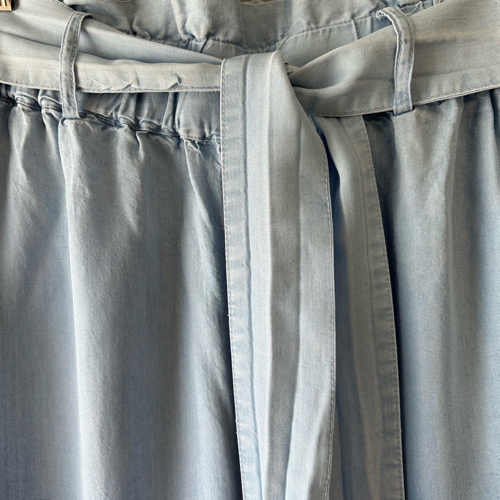 Forever, 21 contemporary wide leg gauchos  blue‎ denim look belted high waisted - Picture 4 of 9